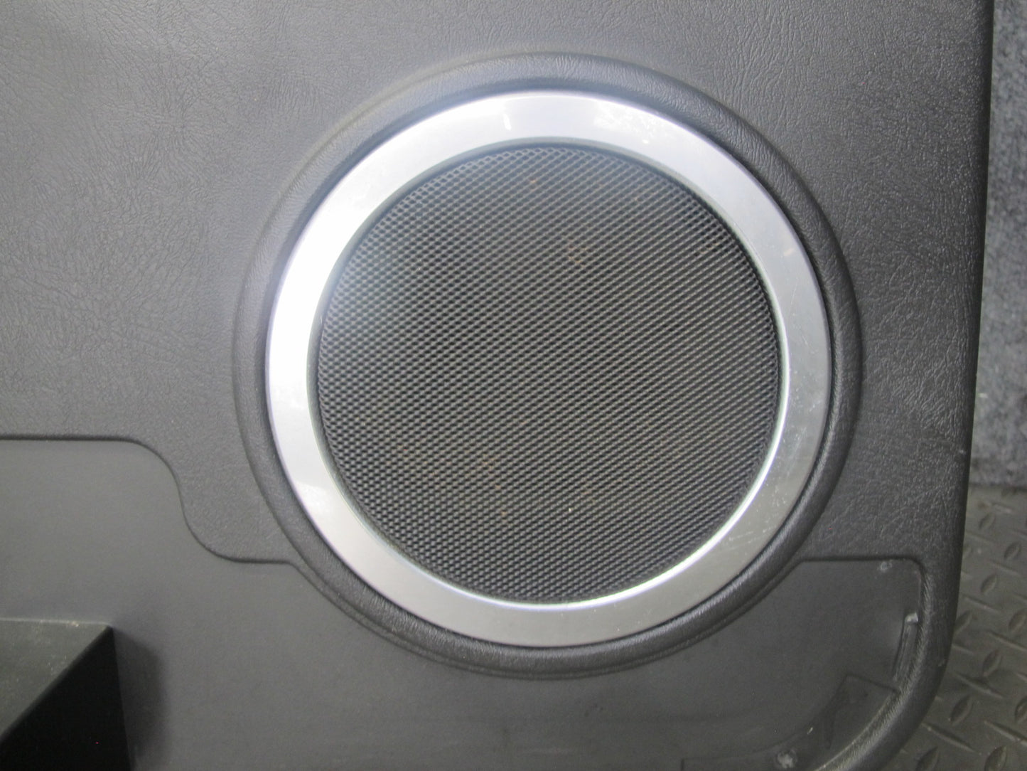 2005-2007 Hummer H2 Rear Left Door Interior Trim Cover Panel