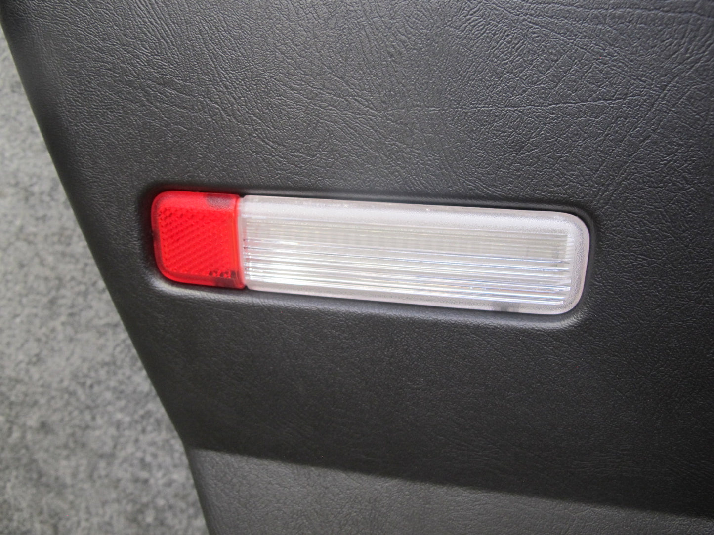 2005-2007 Hummer H2 Rear Left Door Interior Trim Cover Panel