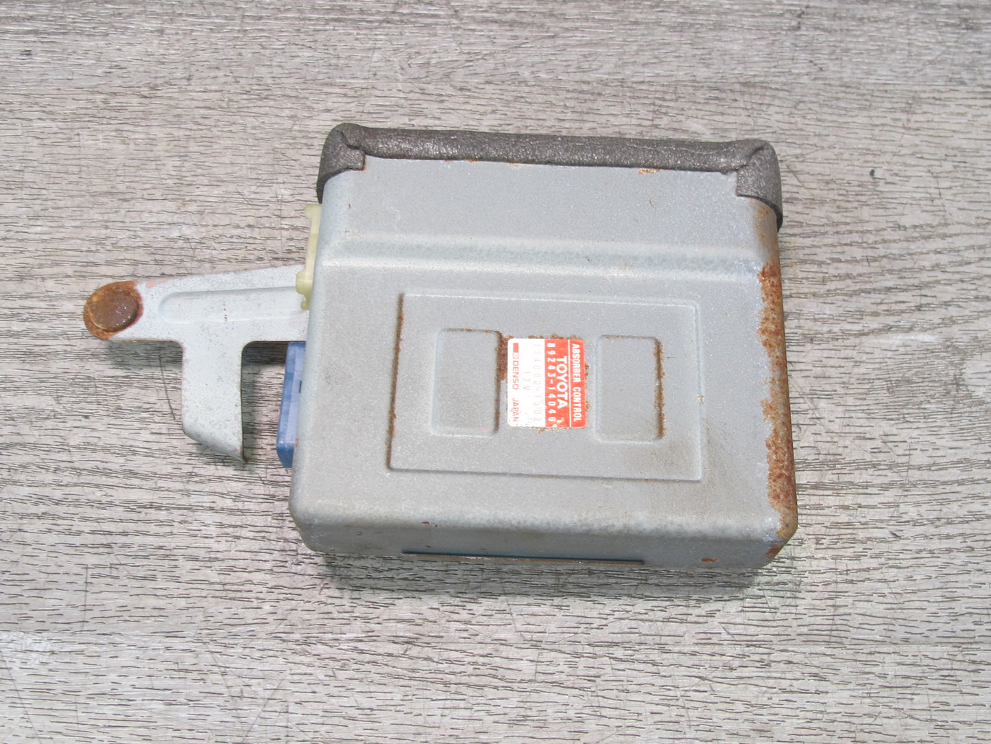 89-92 Toyota Supra MA70L MK3 Suspension Absorber Control Module 89243-14040 OEM