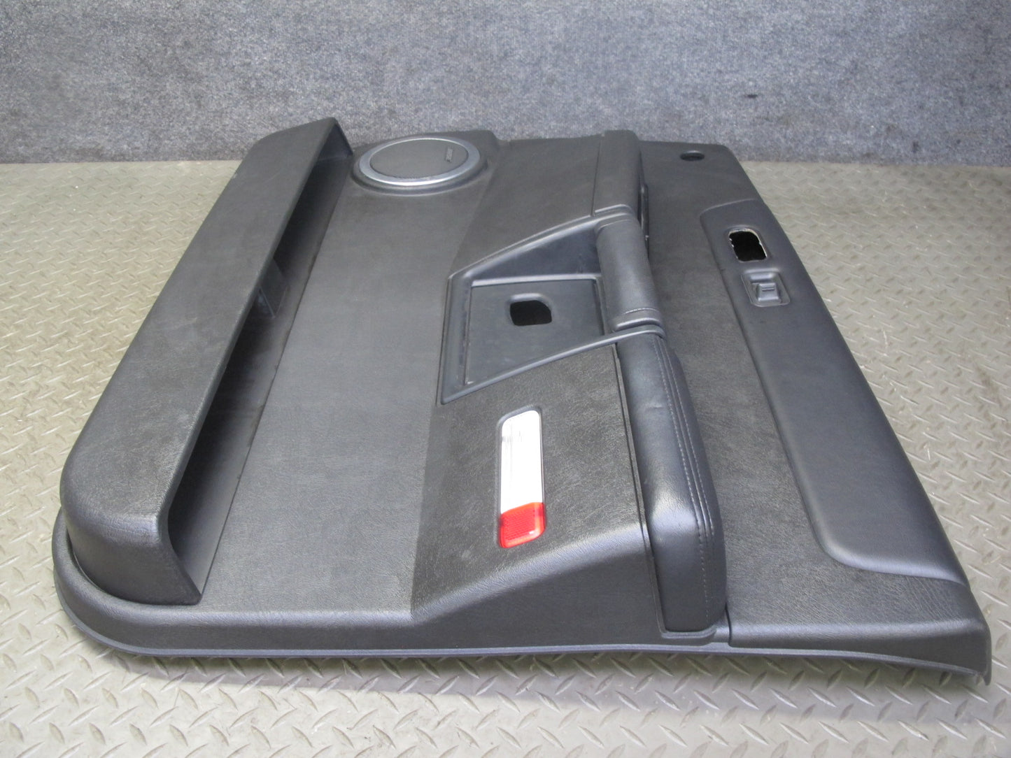 2005-2007 Hummer H2 Front Left & Right Door Interior Trim Cover Panel Set of 2