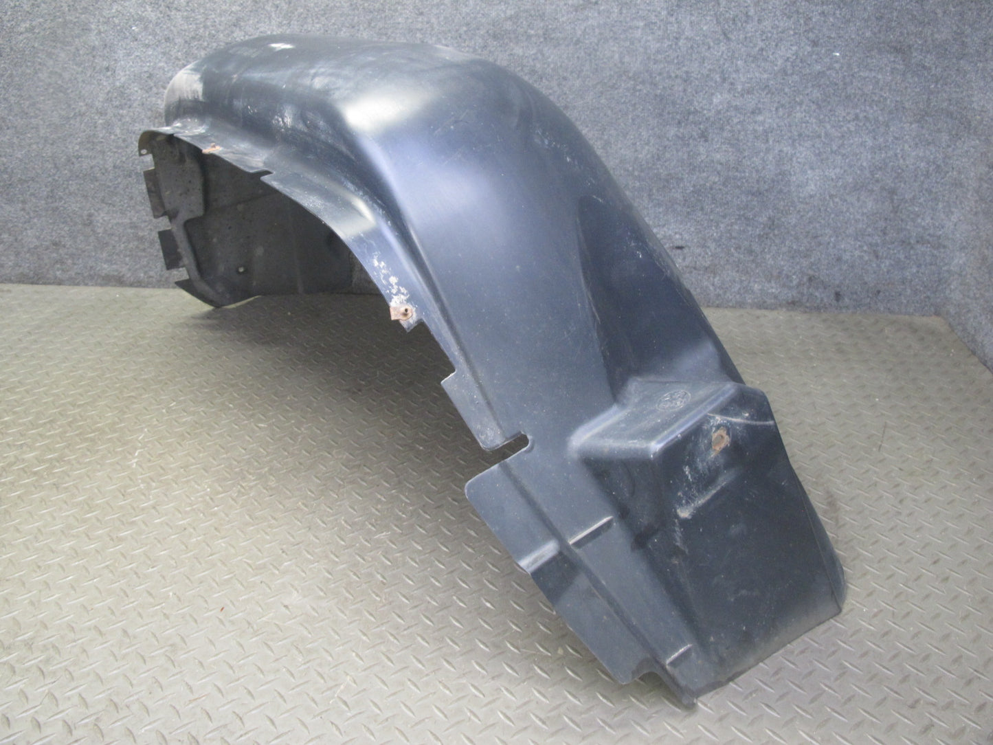 2003-2009 Hummer H2 Rear Left Wheel Fender Liner Splash Guard Shield 15111879