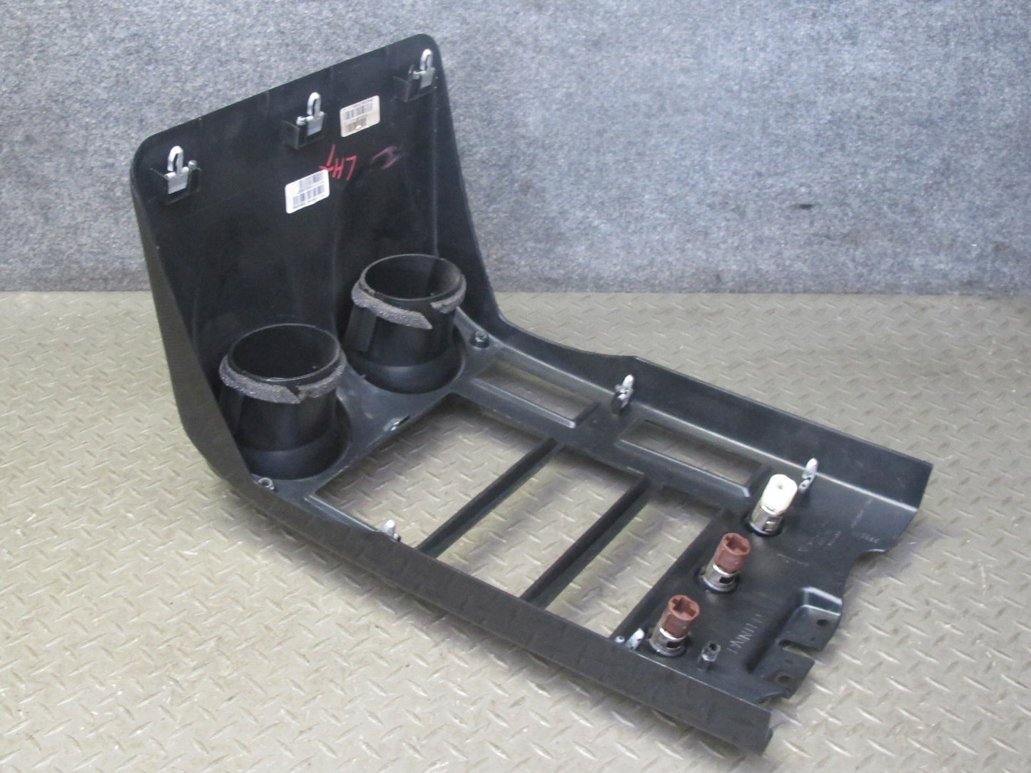 2003-2007 Hummer H2 Dash Center Radio Trim Bezel Panel Carbon Style 10357186