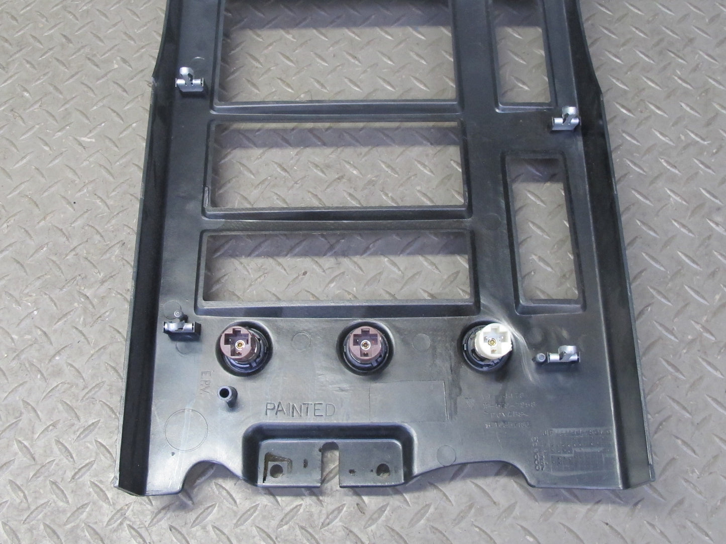 2003-2007 Hummer H2 Dash Center Radio Trim Bezel Panel Carbon Style 10357186