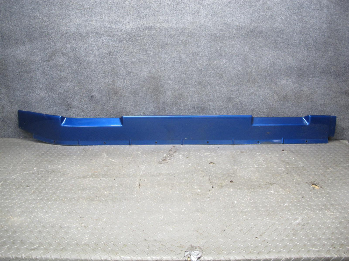 03-09 Hummer H2 Left & Right Side Skirt Rocker Panel Molding Pacific Blue Set