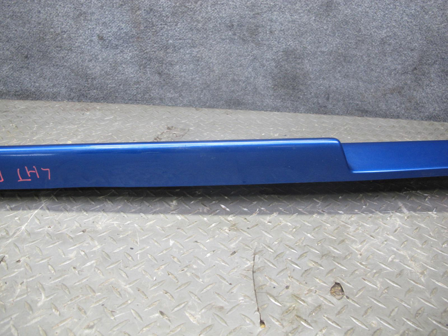 03-09 Hummer H2 Left & Right Side Skirt Rocker Panel Molding Pacific Blue Set