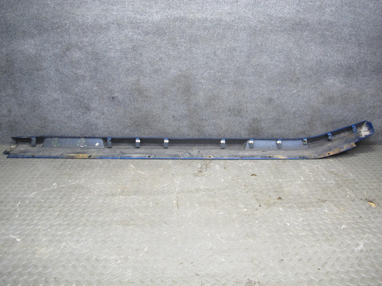 03-09 Hummer H2 Left & Right Side Skirt Rocker Panel Molding Pacific Blue Set