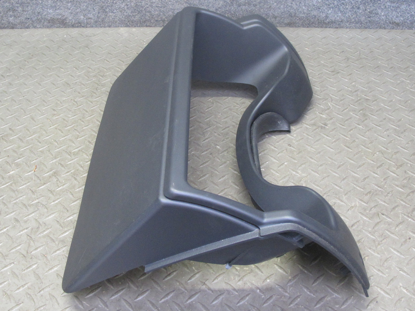 2003-2007 Hummer H2 Dash Instrument Panel Speedometer Trim Bezel Panel 15177439