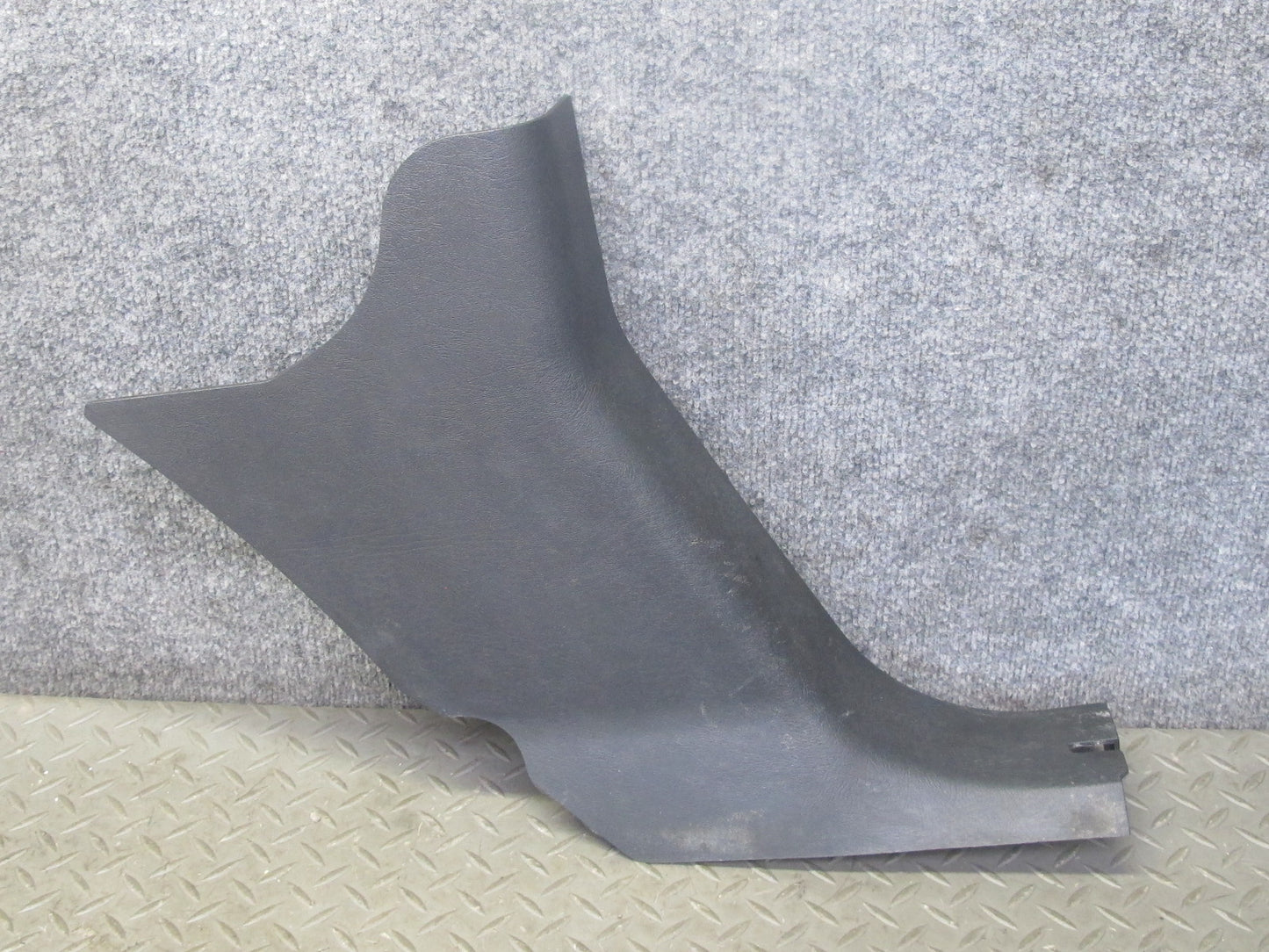 2003-2009 Hummer H2 Front Left & Right Lower Kick Trim Cover Panel Set of 2