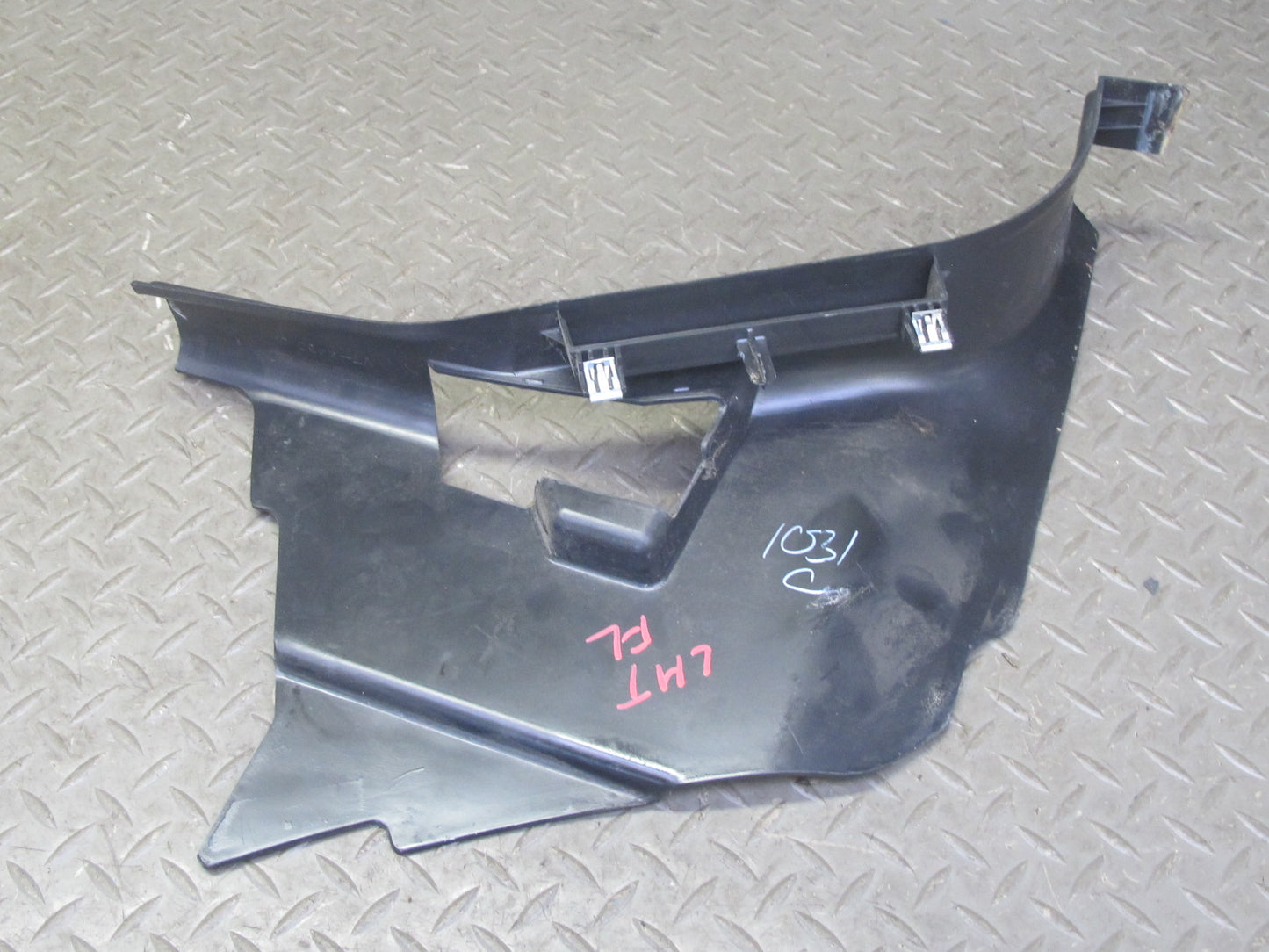 2003-2009 Hummer H2 Front Left & Right Lower Kick Trim Cover Panel Set of 2