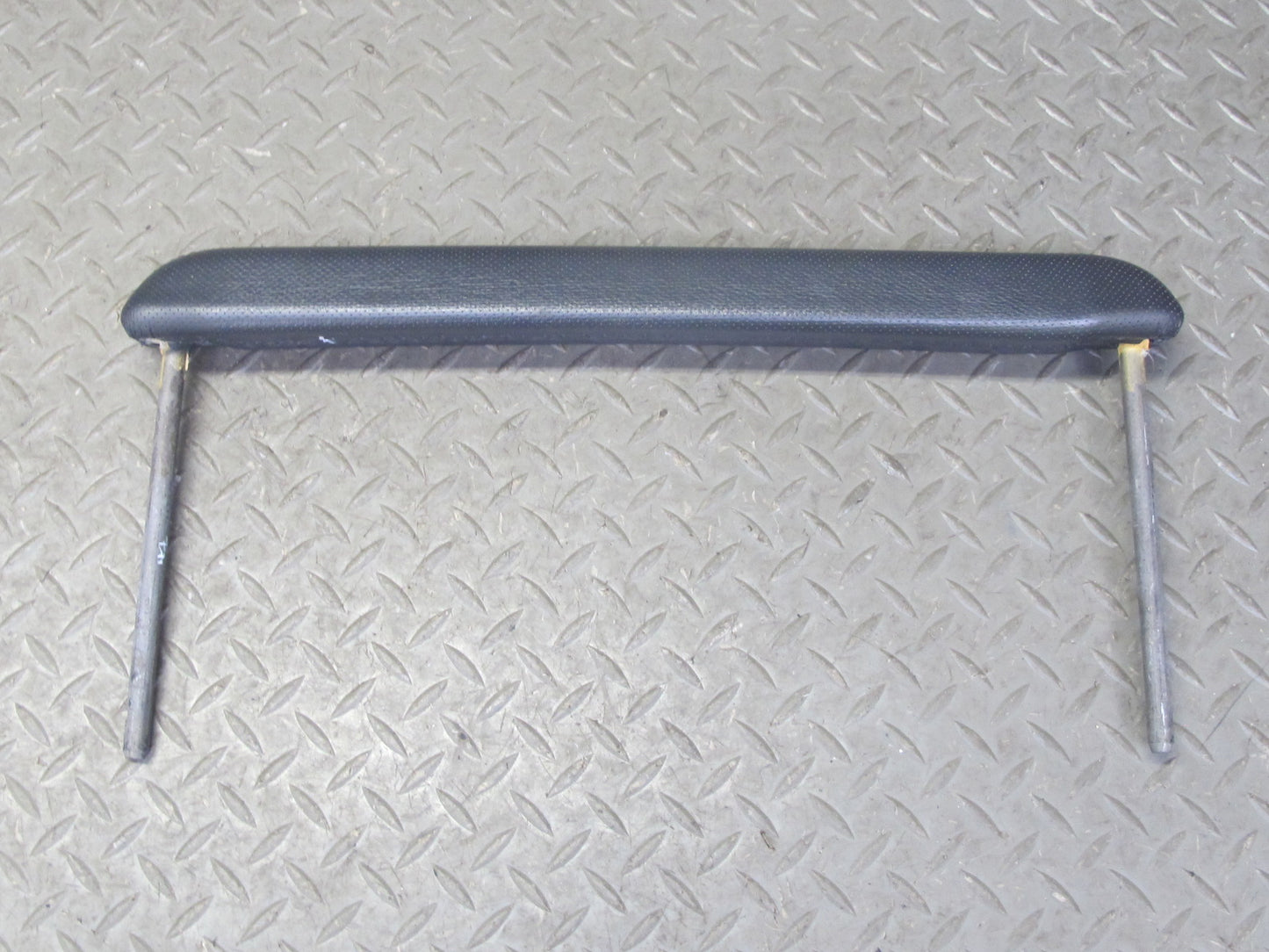 2003-2007 Hummer H2 Dash Front Right Grip Grab Handle Bar
