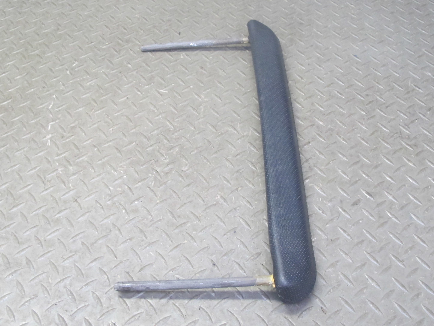 2003-2007 Hummer H2 Dash Front Right Grip Grab Handle Bar