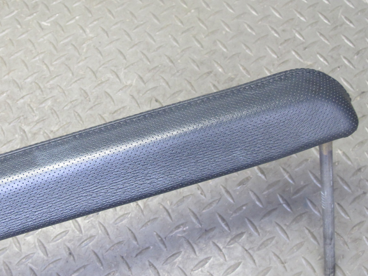 2003-2007 Hummer H2 Dash Front Right Grip Grab Handle Bar