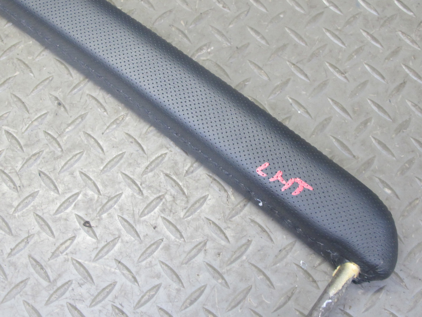 2003-2007 Hummer H2 Dash Front Right Grip Grab Handle Bar