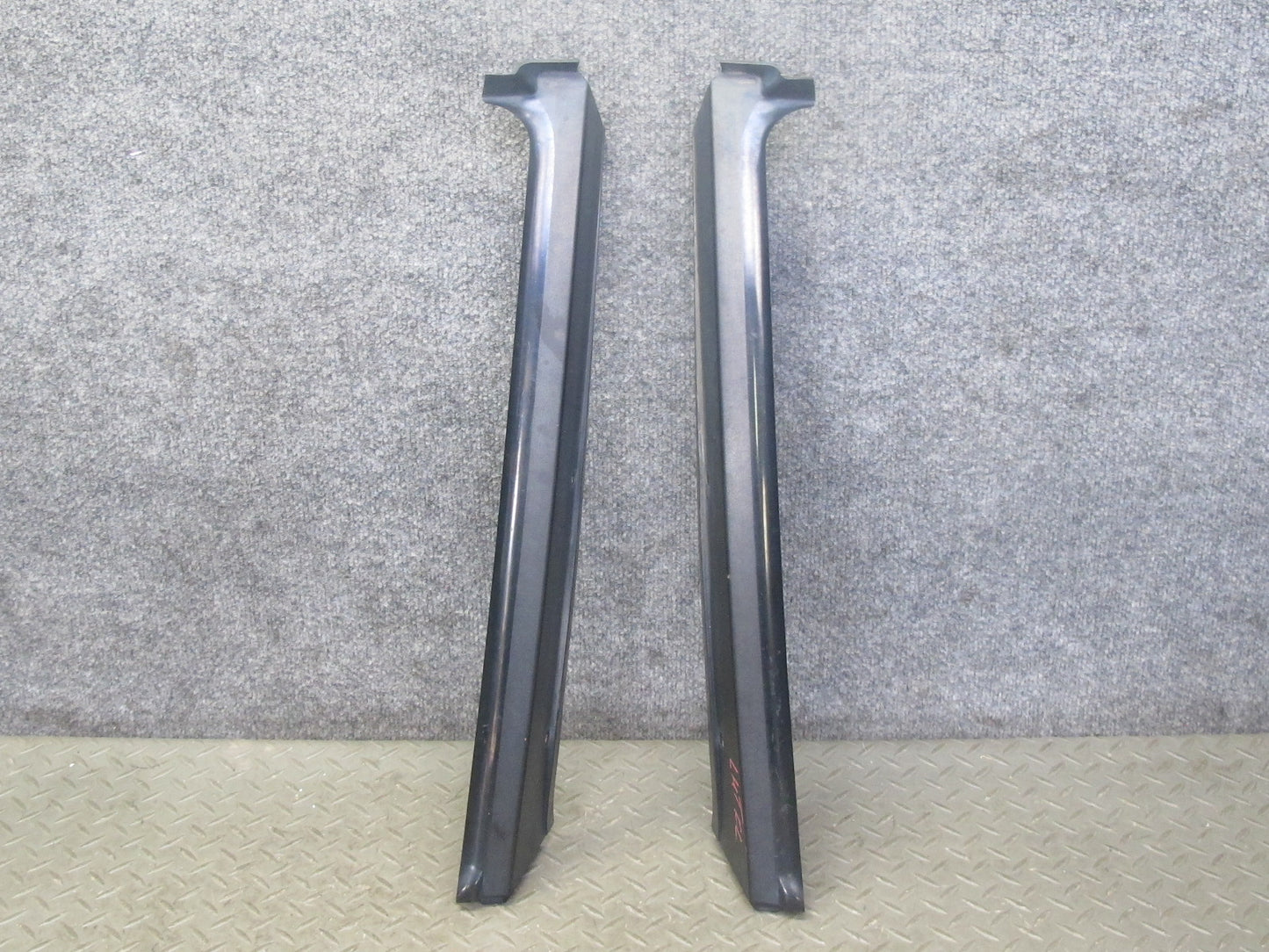 2003-2009 Hummer H2 Front Windshield Exterior A Pillar Trim Cover Panel Set of 2