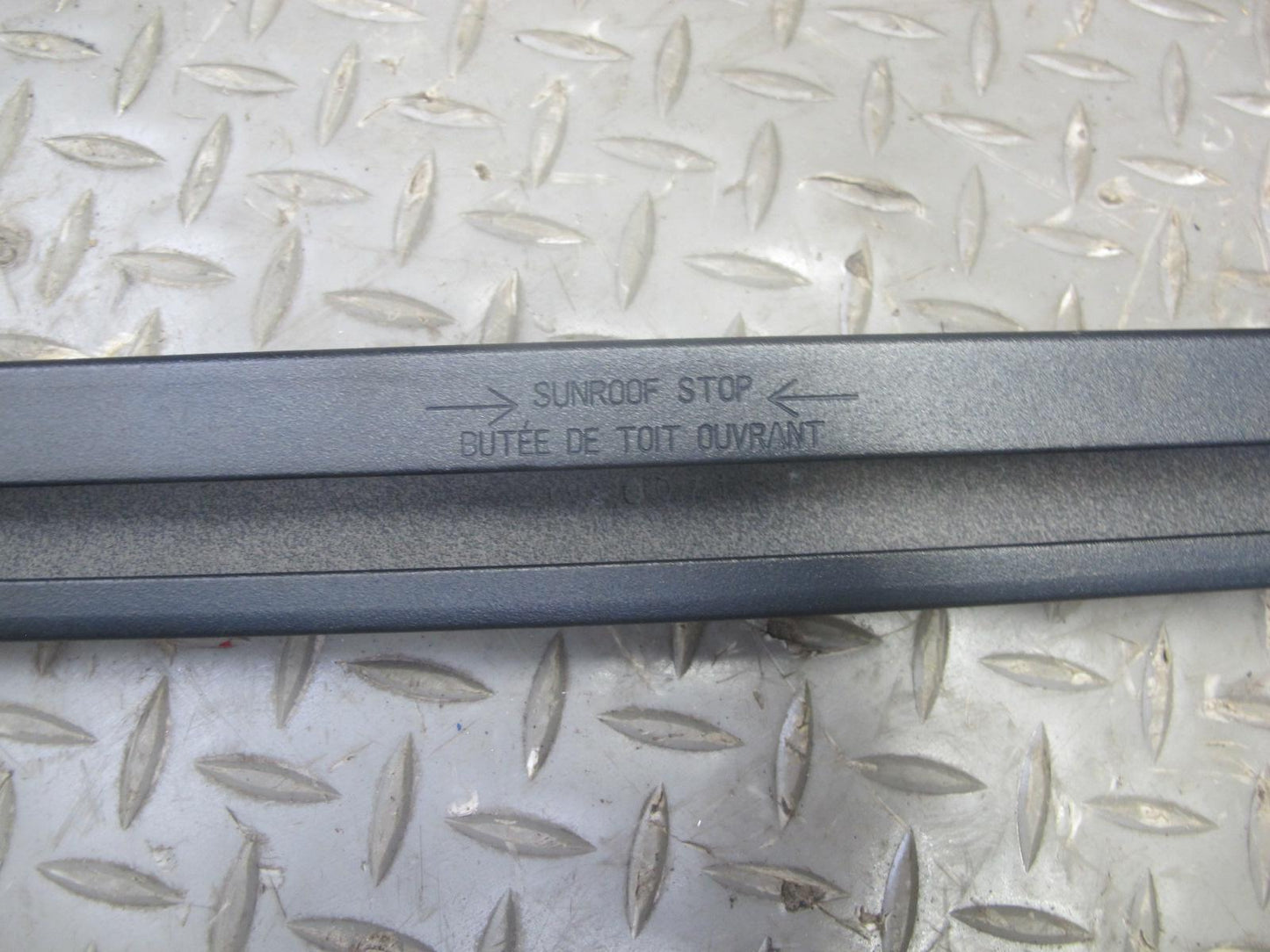 2003-2009 Hummer H2 Left & Right Roof Rail Track Luggage Bracket Molding Set