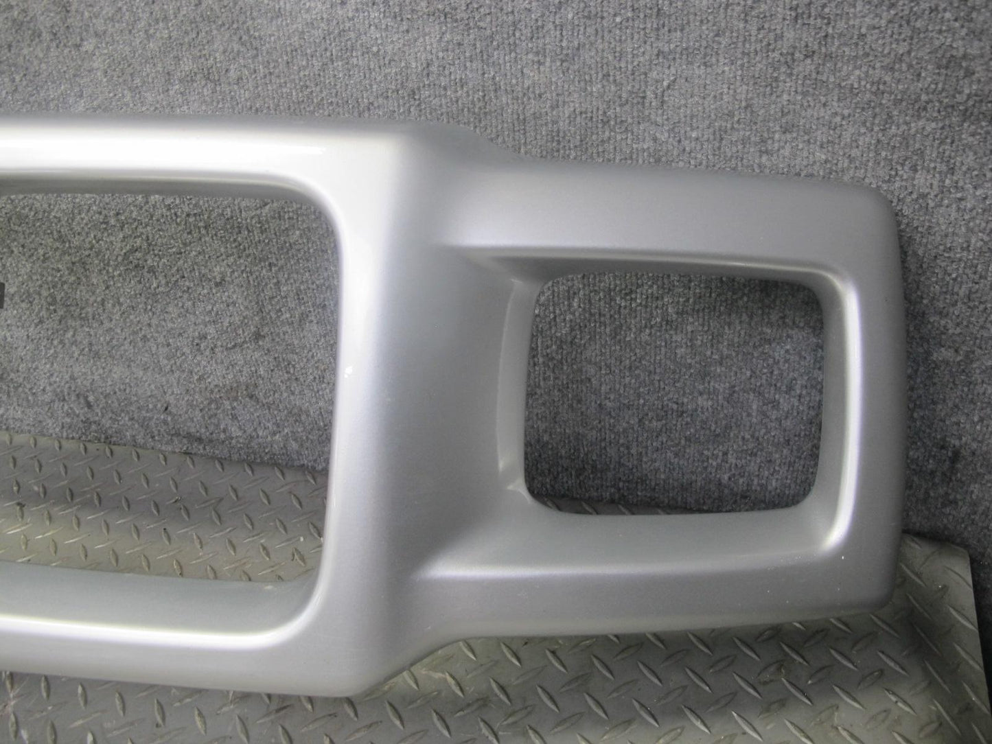 2003-2007 Hummer H2 Front Bumper Radiator Grille Guard 15290411