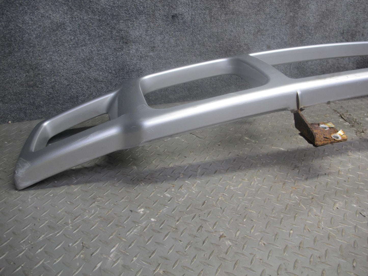 2003-2007 Hummer H2 Front Bumper Radiator Grille Guard 15290411