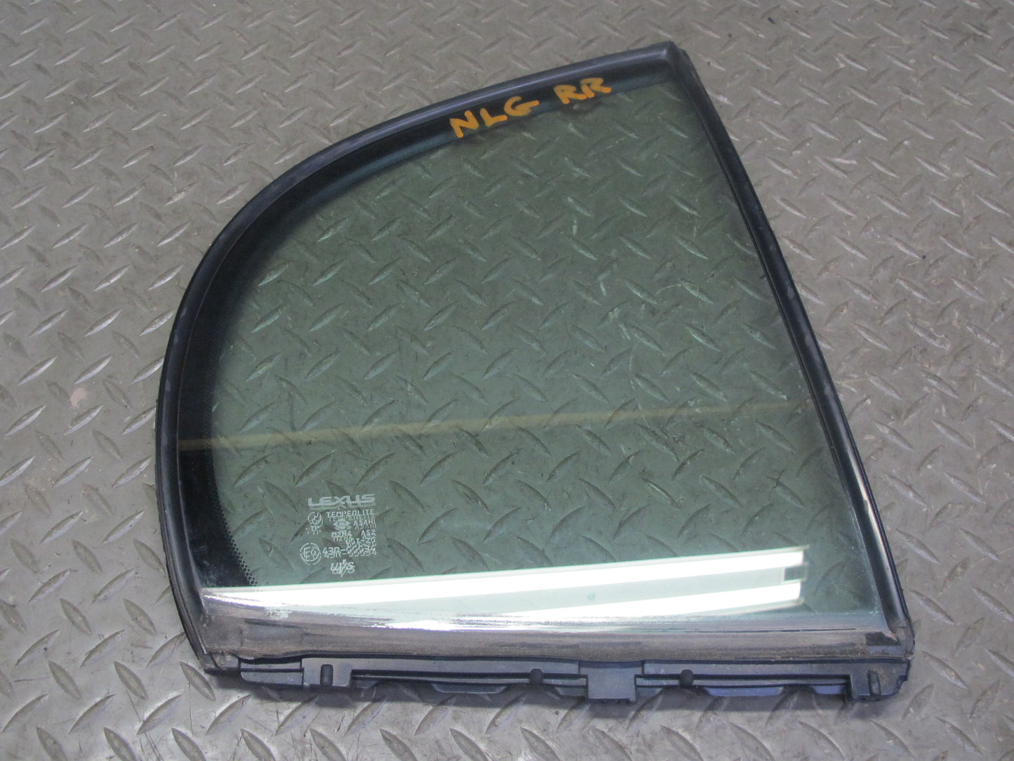 01-05 Lexus JZS160L GS430 GS300 Rear Right Quarter Window Glass OEM