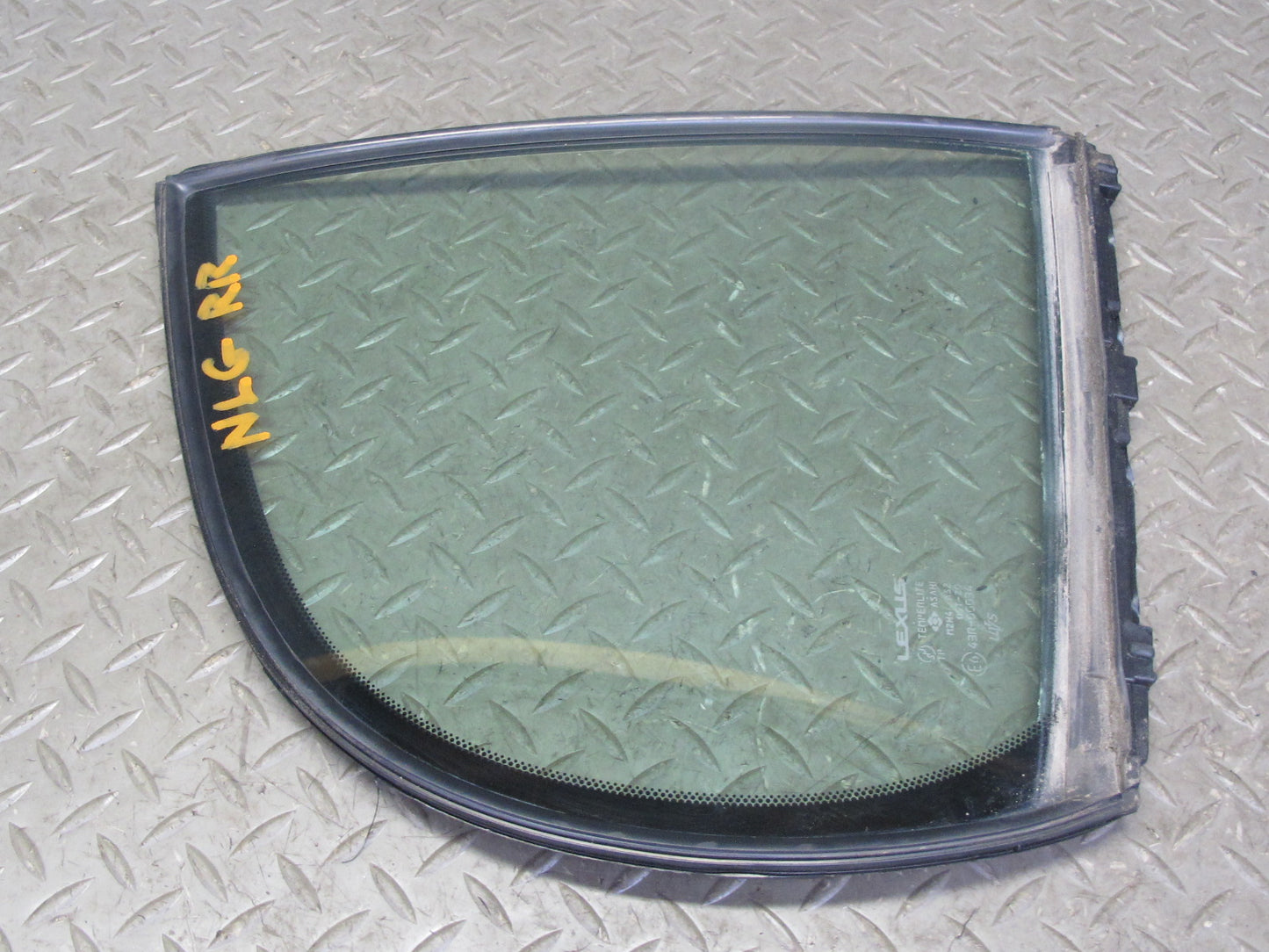 01-05 Lexus JZS160L GS430 GS300 Rear Right Quarter Window Glass OEM