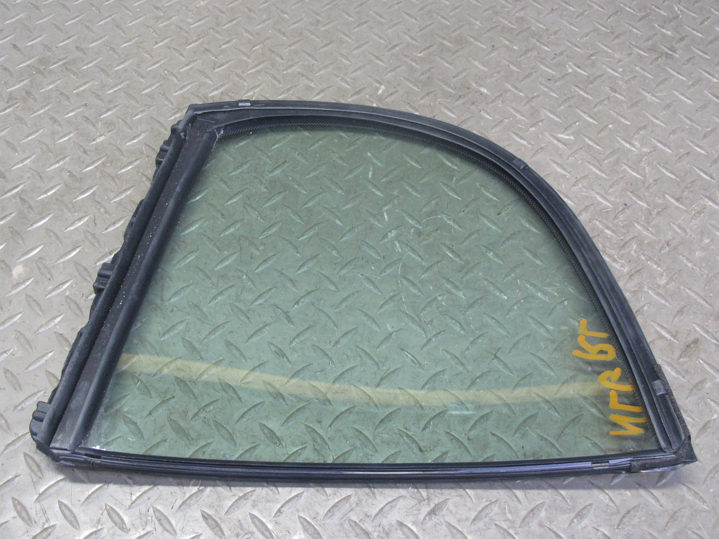 01-05 Lexus JZS160L GS430 GS300 Rear Left Quarter Window Glass OEM