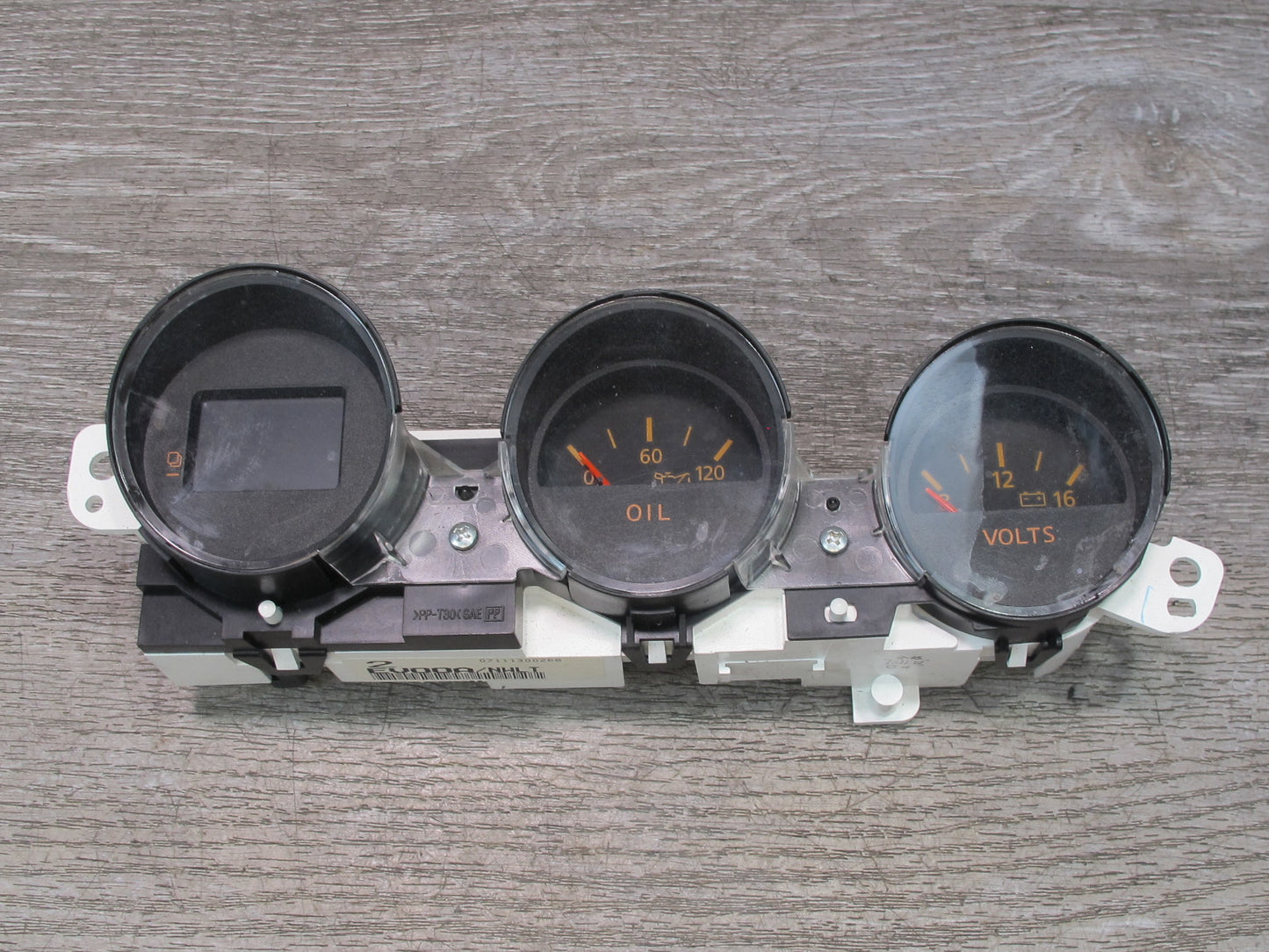 07-09 Nissan 350Z Z33 Dash Center Oil Volts Info Display Gauge Cluster OEM