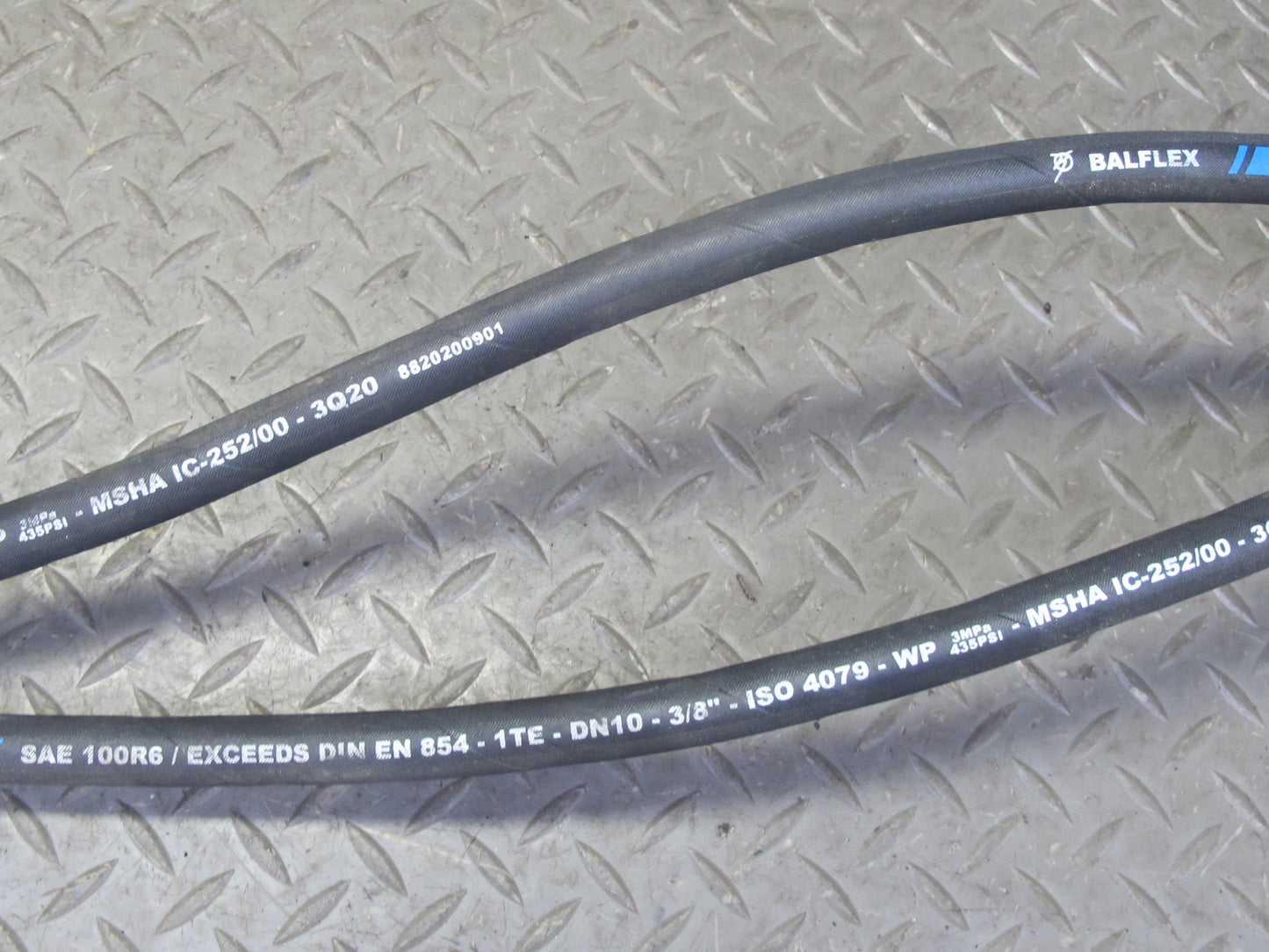 99-03 VW Eurovan T4 EQJ A/T Automatic Transmission Cooling Hose Pipe Line Set