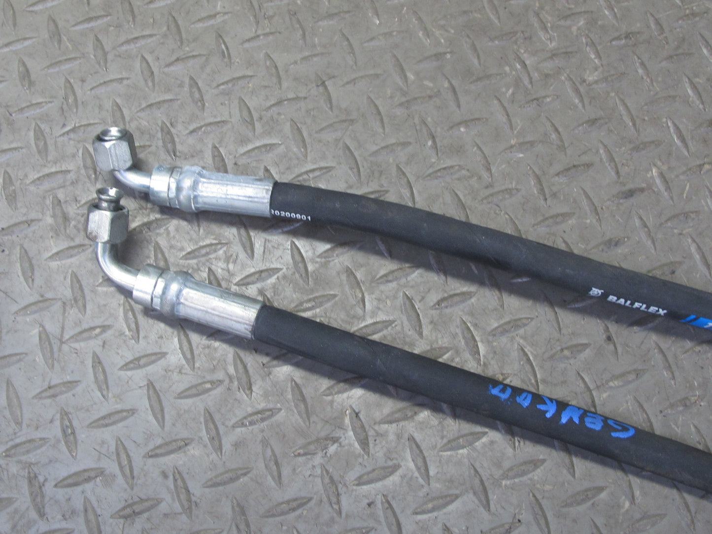 99-03 VW Eurovan T4 EQJ A/T Automatic Transmission Cooling Hose Pipe Line Set