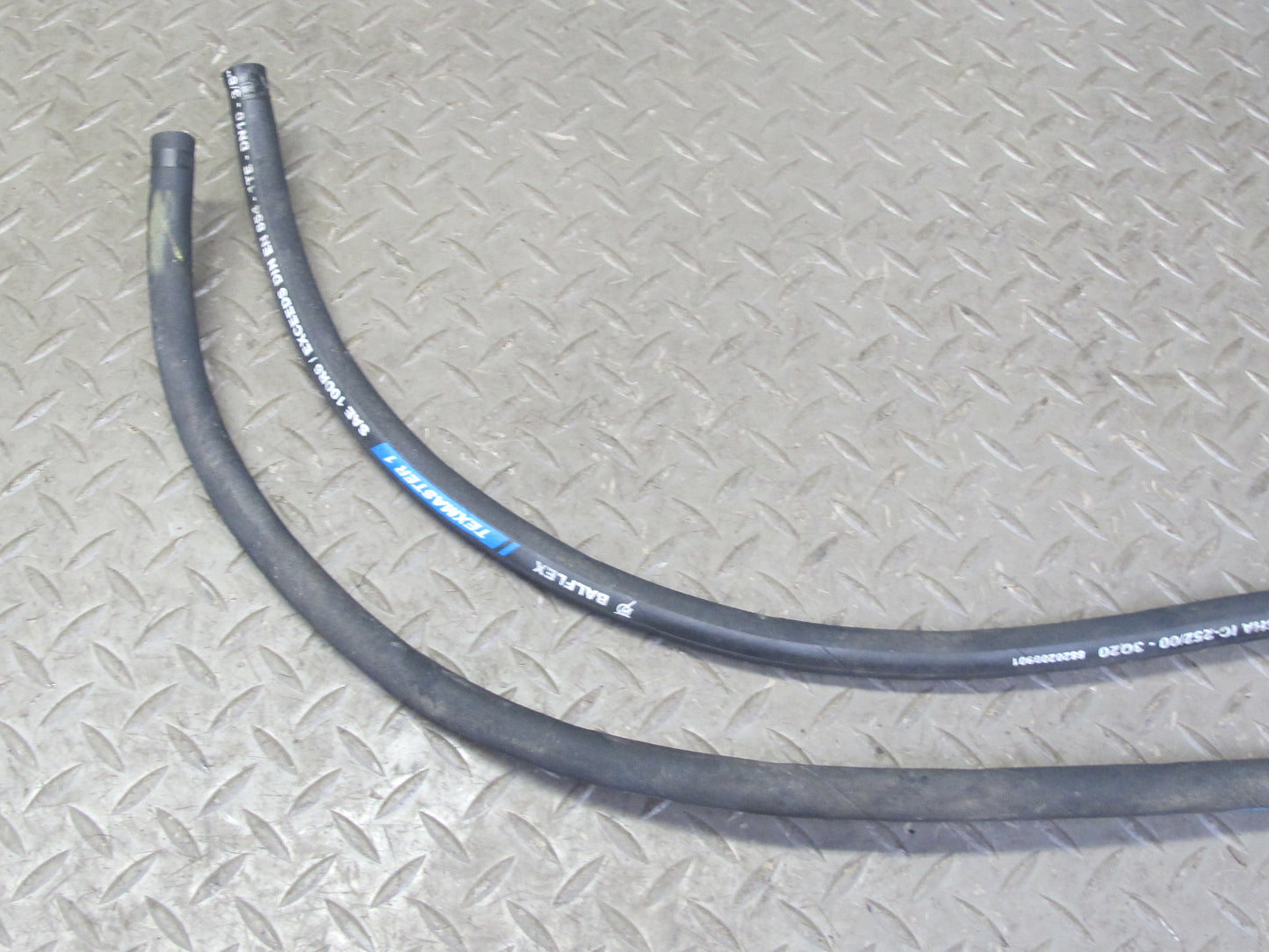 99-03 VW Eurovan T4 EQJ A/T Automatic Transmission Cooling Hose Pipe Line Set