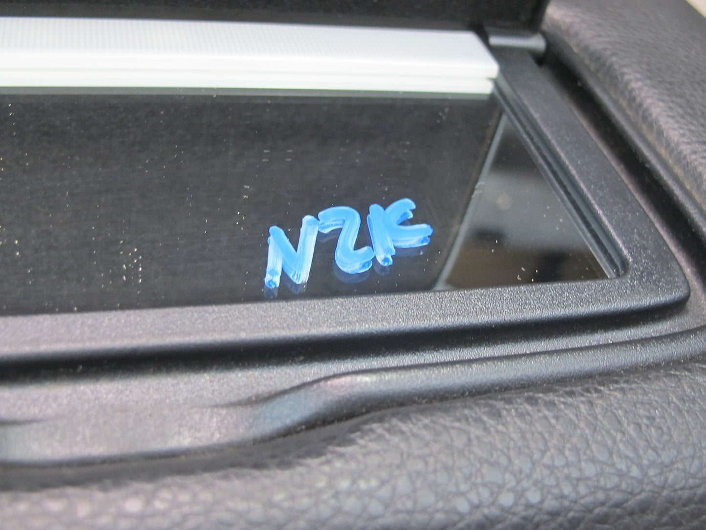 07-08 Nissan 350Z Z33 Convertible Set of 2 Left & Right Sun Visor Black OEM