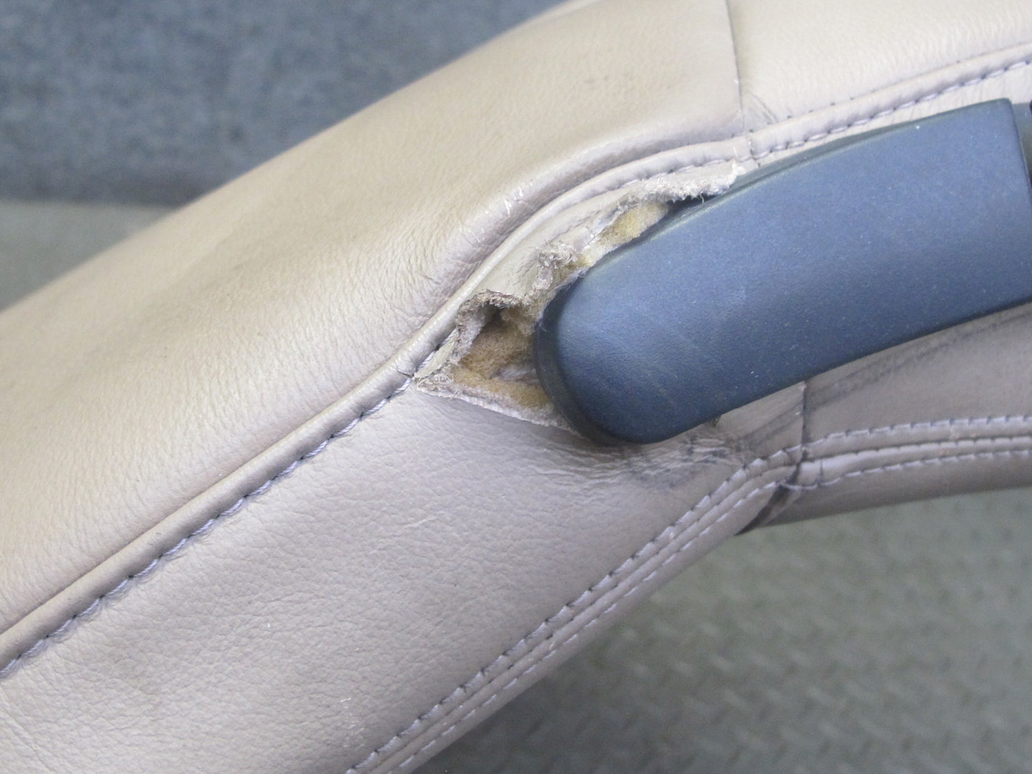 96-98 BMW E36/7 Z3 Roadster Right Seat Upper Leather Cushion Backrest Beige OEM