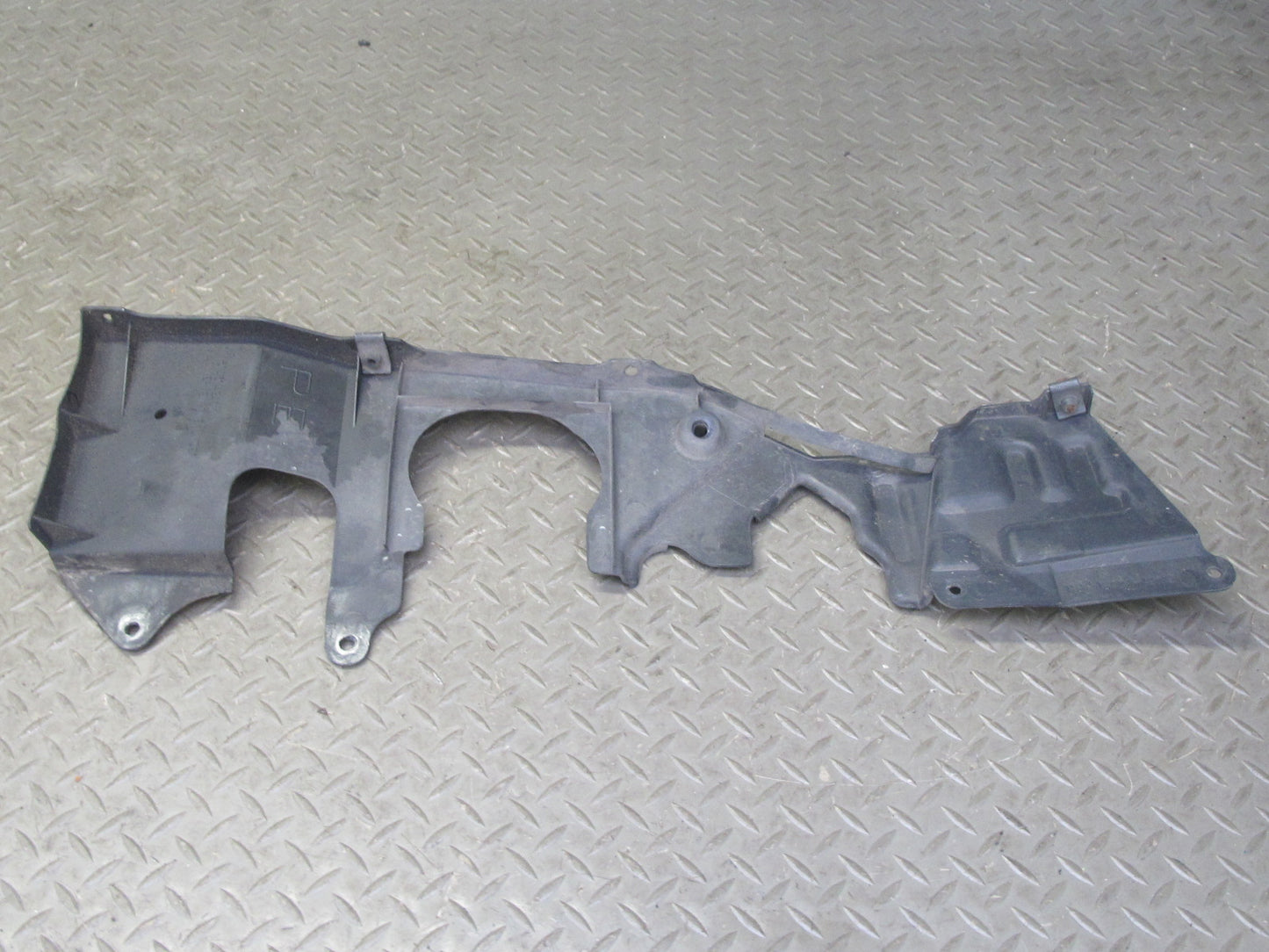 92-00 Lexus UZZ30L SC300 SC400 Set of 2 Under Engine Splash Shield Cover OEM