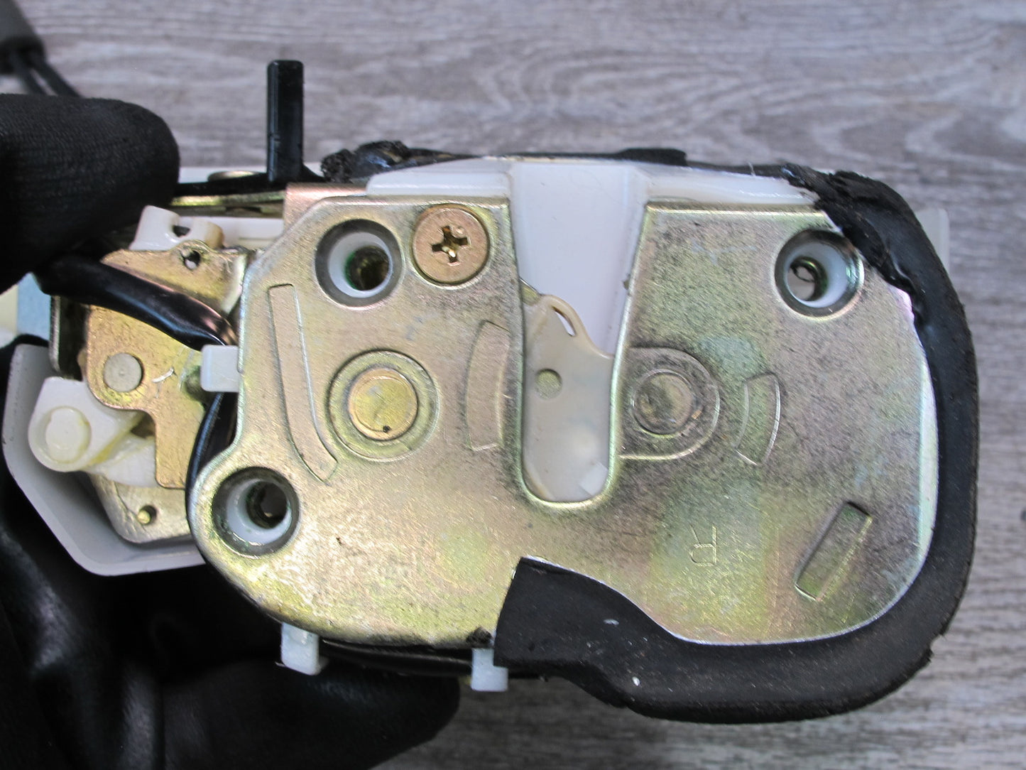 98-05 Lexus GZS160L GS400 GS430 GS300 Rear Right Door Lock Latch Actuator OEM