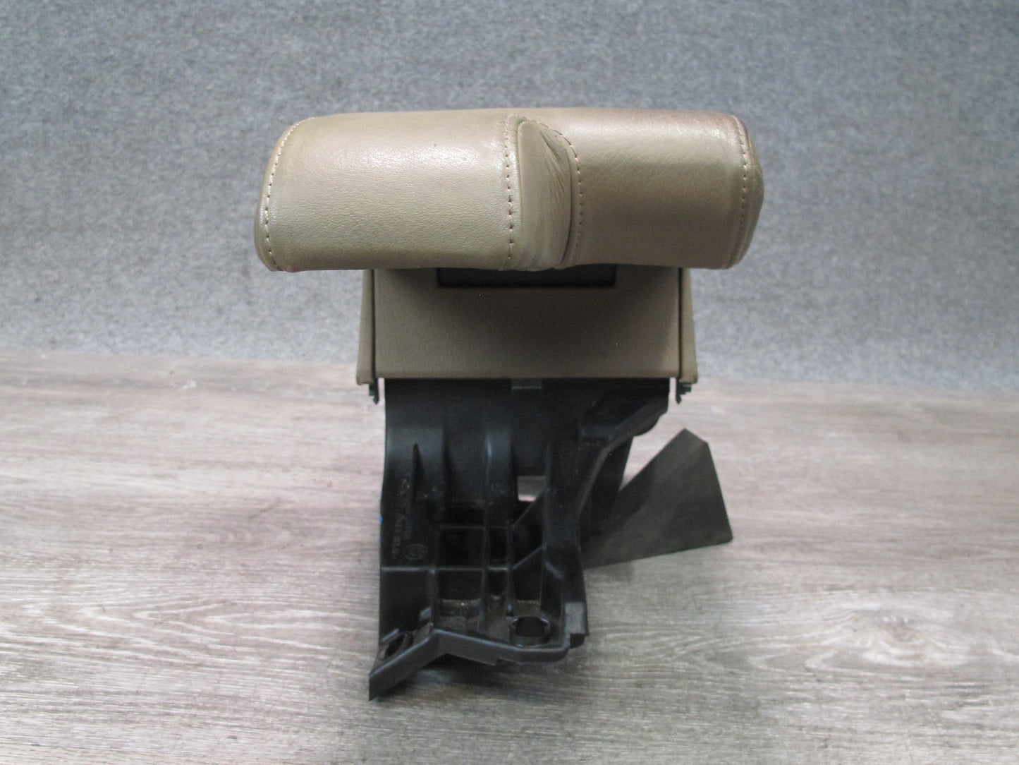 94-99 BMW E36 325iC 328iC Convertible Center Console Leather Armrest OEM