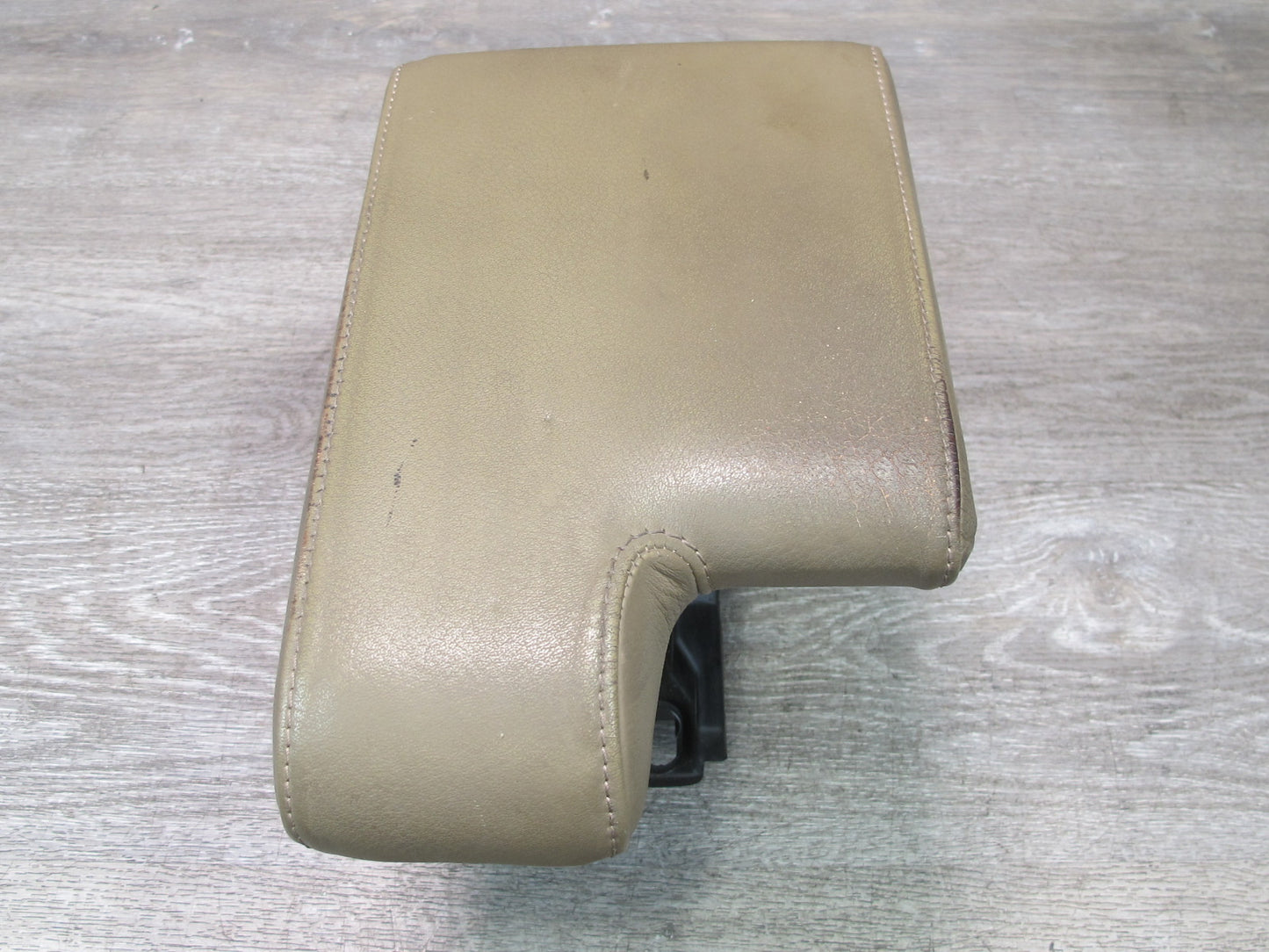 94-99 BMW E36 325iC 328iC Convertible Center Console Leather Armrest OEM