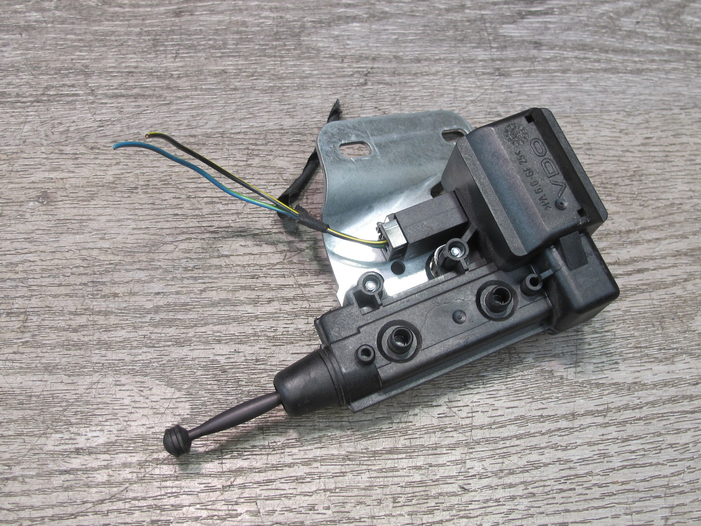 01-06 BMW E46 325Ci 330Ci Coupe Rear Left Quarter Window Regulator Motor OEM