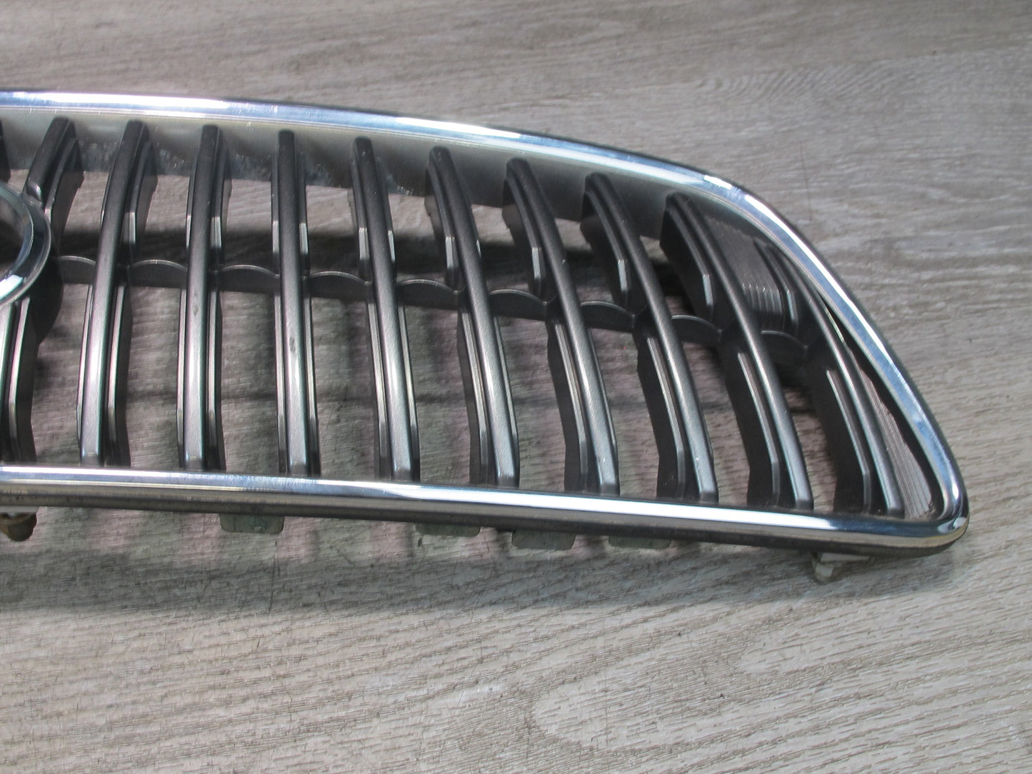 01-05 Lexus JZS160L GS430 GS300 Front Radiator Grille w Hood Release OEM