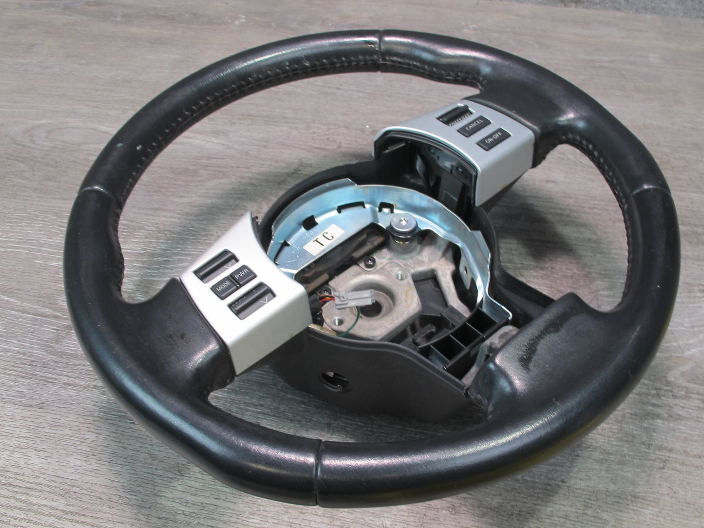 07-09 Nissan 350Z Z33 Multifunction Leather Steering w Cruise Black OEM