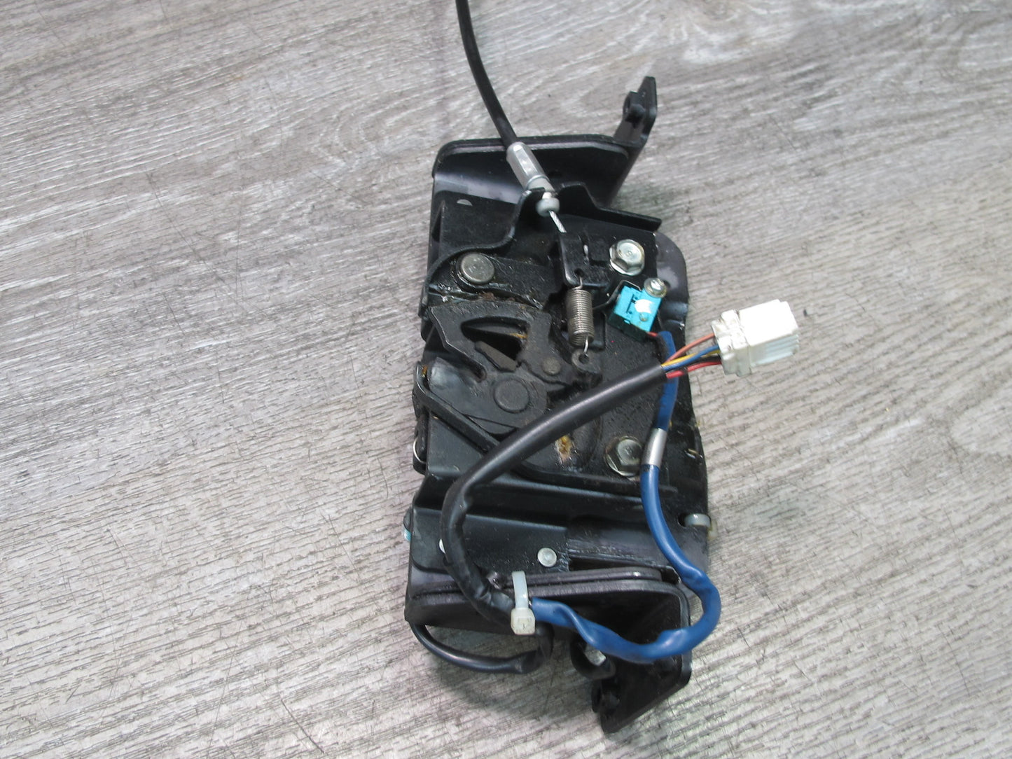 04-09 Nissan 350Z Convertible TOP Stowage Tonneau Cover Lid Lock Actuator OEM