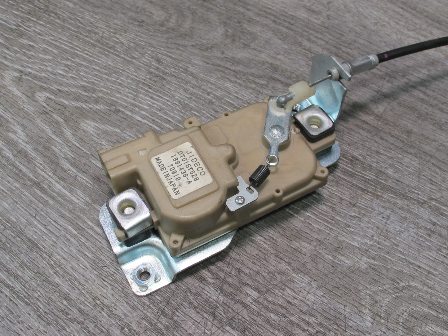 04-09 Nissan 350Z Convertible TOP Stowage Tonneau Cover Lid Lock Actuator OEM