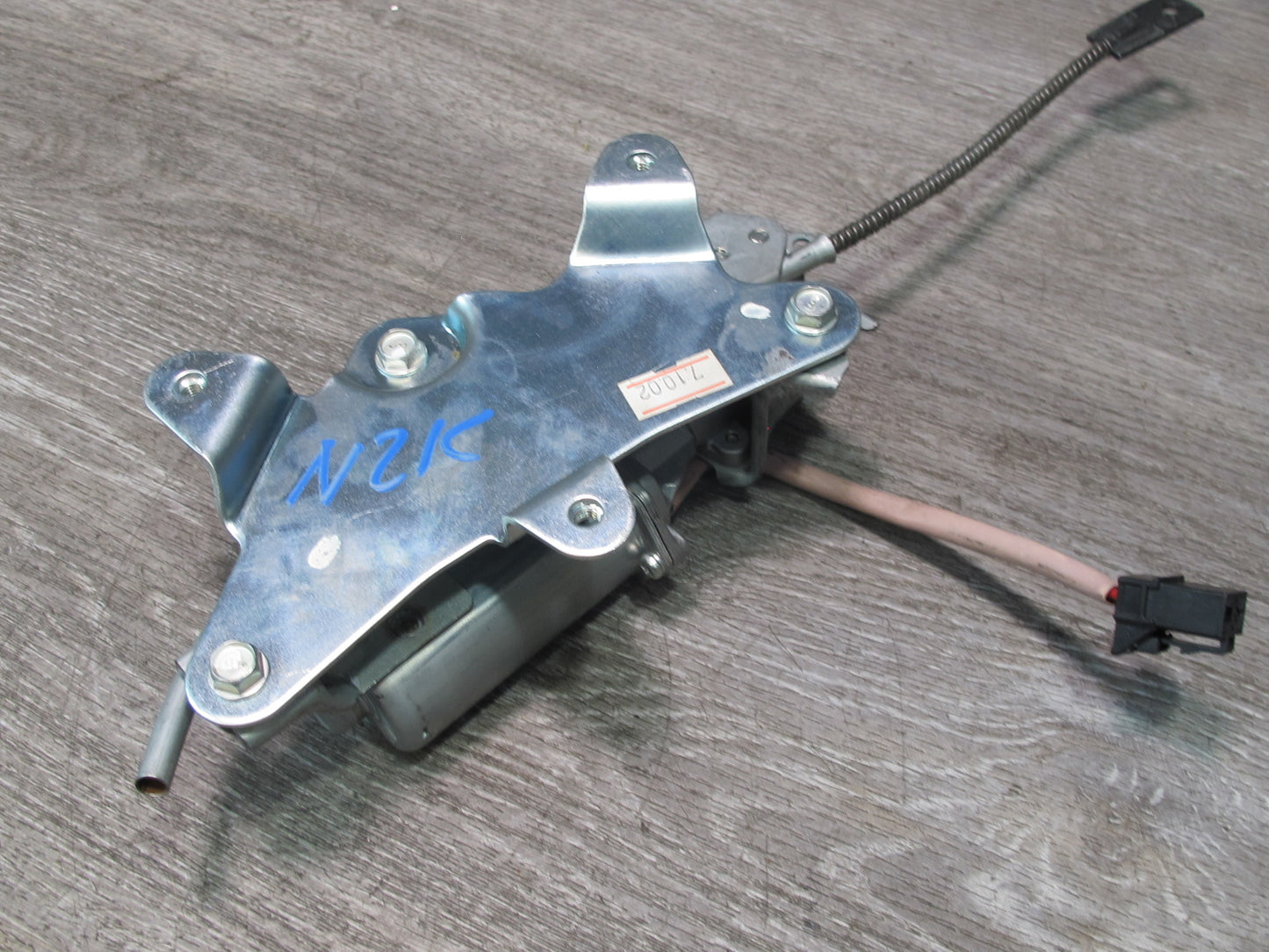 04-09 Nissan 350Z Convert TOP Stowage Tonneau Cover Lid Lock Release Motor OEM