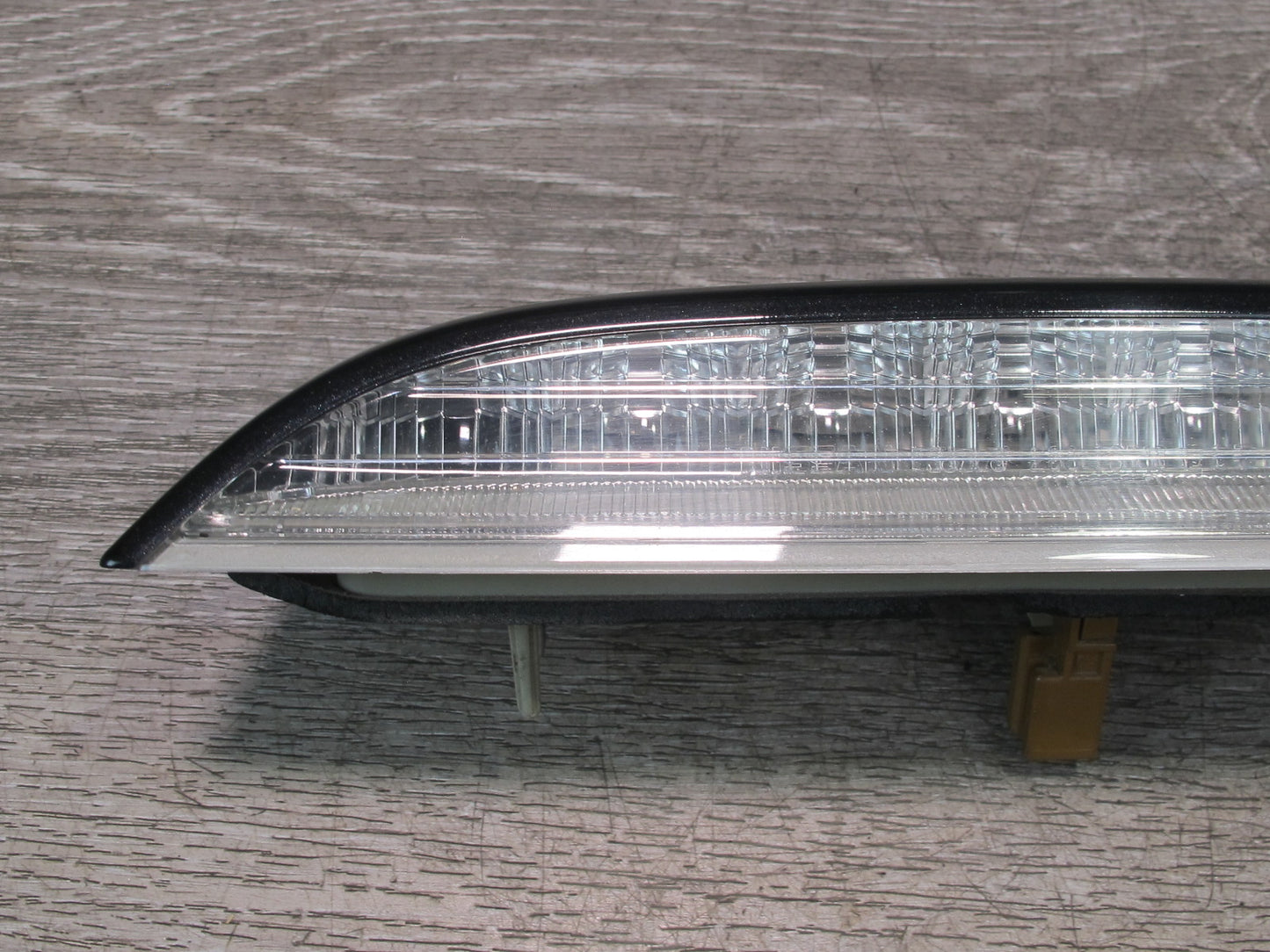 06-09 Nissan 350Z Convertible Rear Third 3RD Brake Stop Light Lamp Black OEM