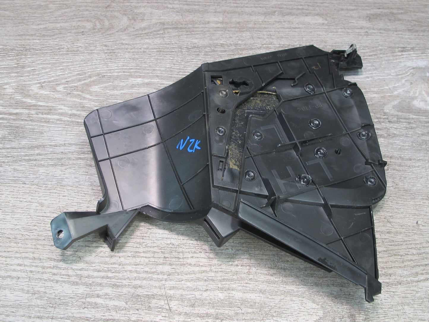 06-09 Nissan 350Z Z33 Set of 2 Center Console Left & Right Knee Pad Trim OEM