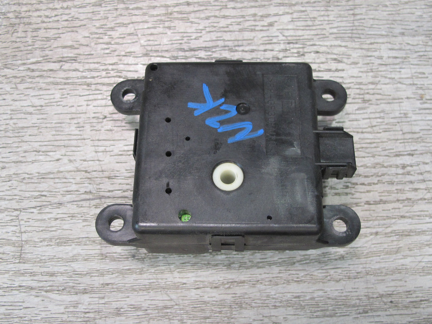 07-09 Nissan 350Z Z33 Convert Set of 3 A/C Heater Flap Actuator Motor w Wire OEM