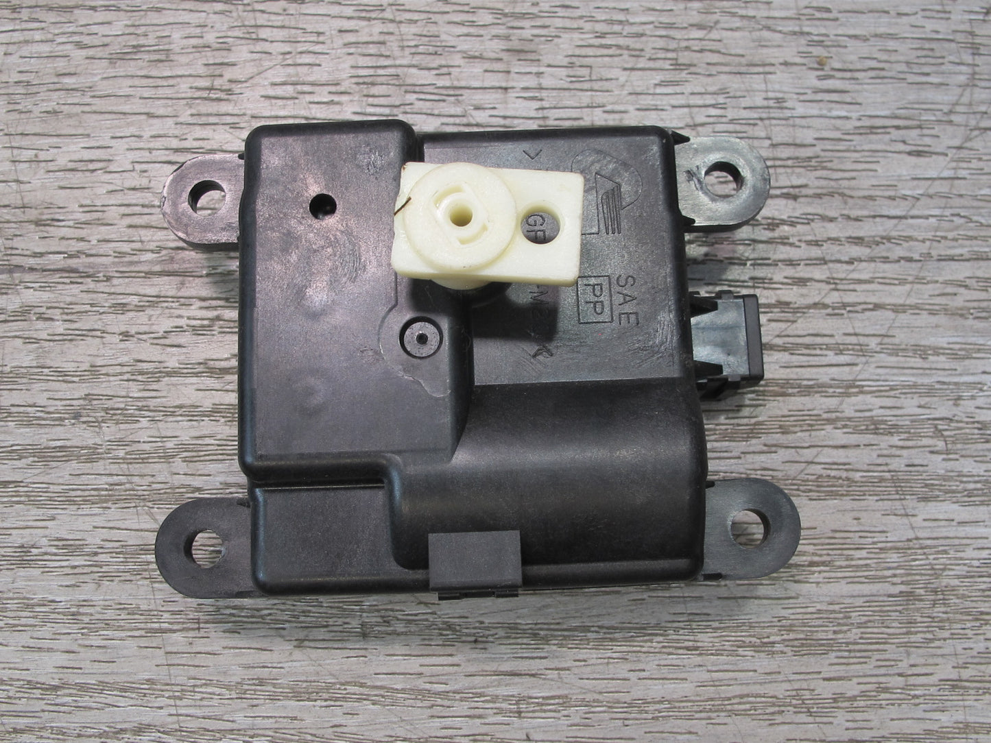 07-09 Nissan 350Z Z33 Convert Set of 3 A/C Heater Flap Actuator Motor w Wire OEM