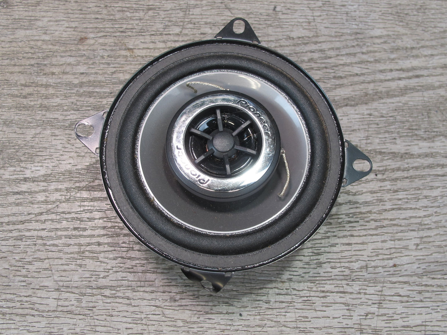 Set of 2 Pioneer TS-G1042R 4" 2-WAY Speaker 25W RMS 120W Peak Power