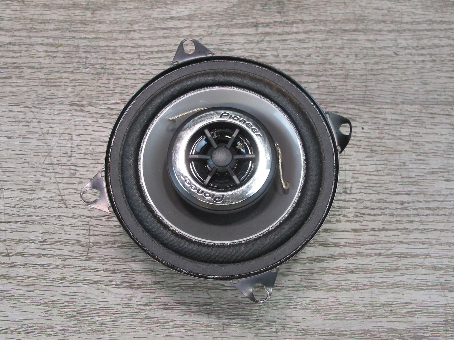 Set of 2 Pioneer TS-G1042R 4" 2-WAY Speaker 25W RMS 120W Peak Power
