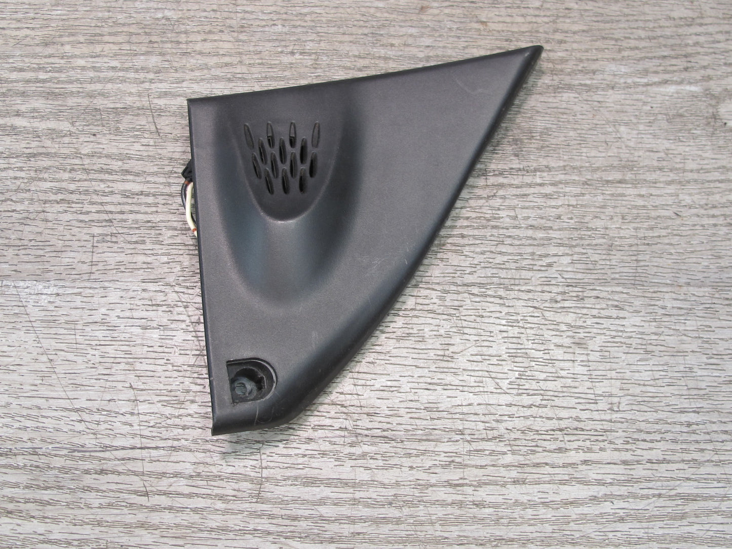 99-01 Isuzu Vehicross Left & Right Clarion Door Speaker Tweeter & Trim Set OEM