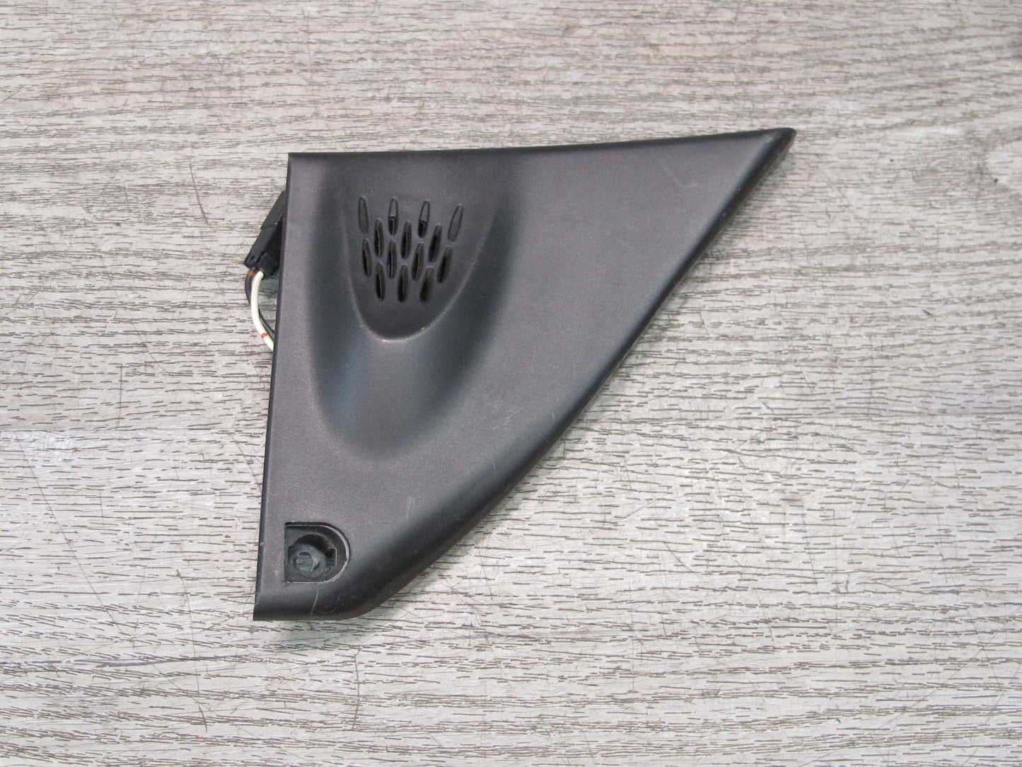 99-01 Isuzu Vehicross Left & Right Clarion Door Speaker Tweeter & Trim Set OEM