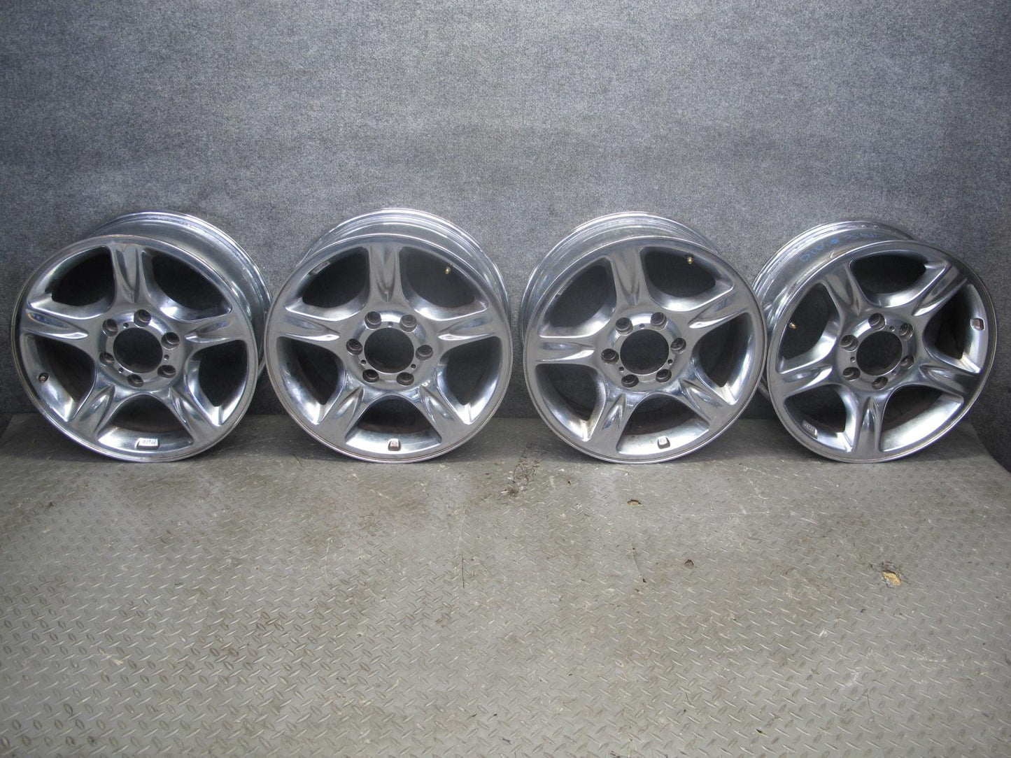 99-01 Isuzu Vehicross Set of 4 Factory R18 18" Wheel Rim 18x7J ET38 6X139.7 OEM