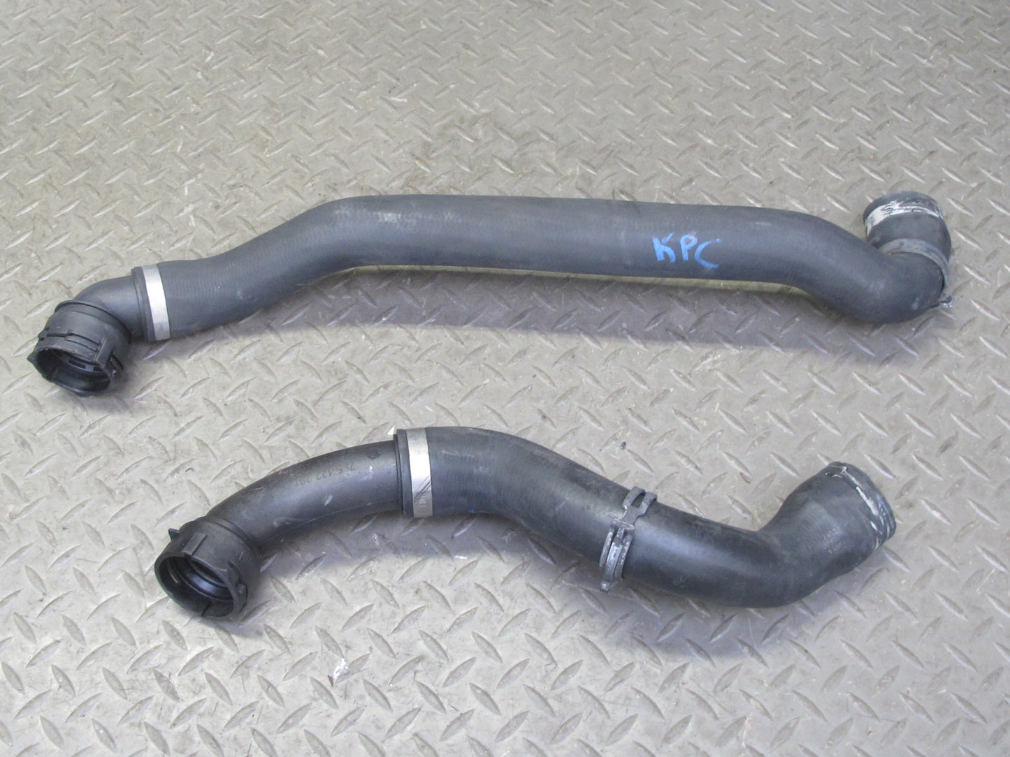 2003-2006 Porsche Cayenne 955 4.5L Turbo Engine Radiator Hose Pipe Line Set